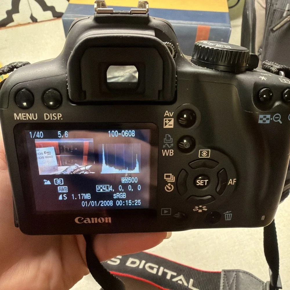 Canon EOS Rebel XS Camera, 18-55mm Travel Case, SD Card, Battery, WORKS TESTED